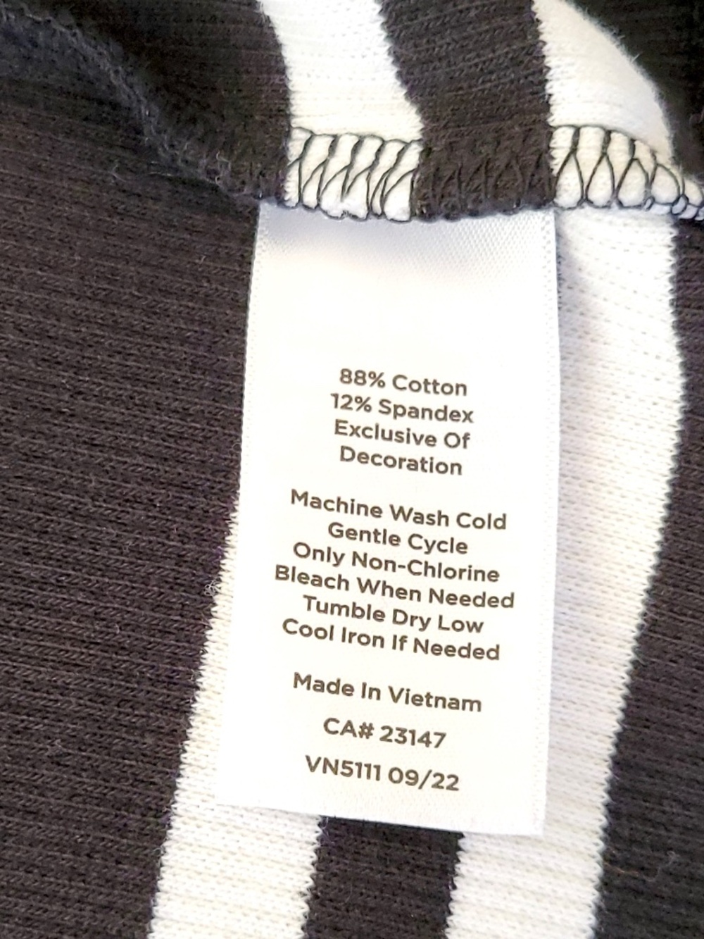 Talbots Zip-Up - Picture 7 of 7